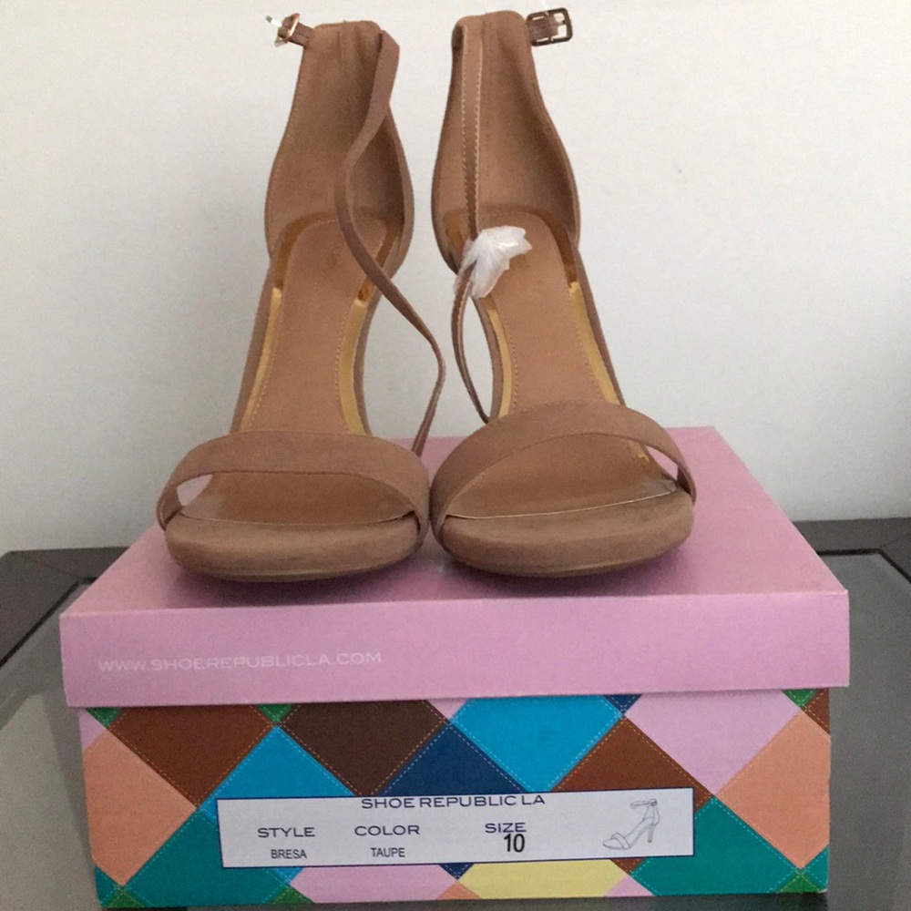 Taupe ankle strap sandal